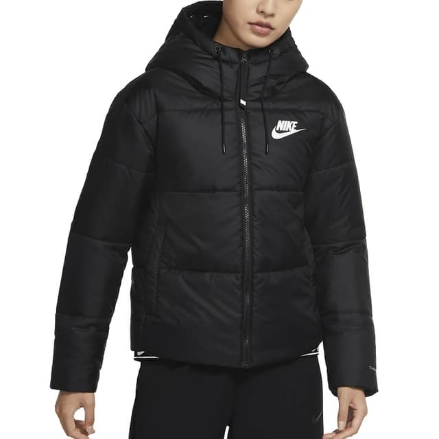 Куртка женская Nike W Nsw Tf Rpl Classic Tape Jkt черная DJ6997-010