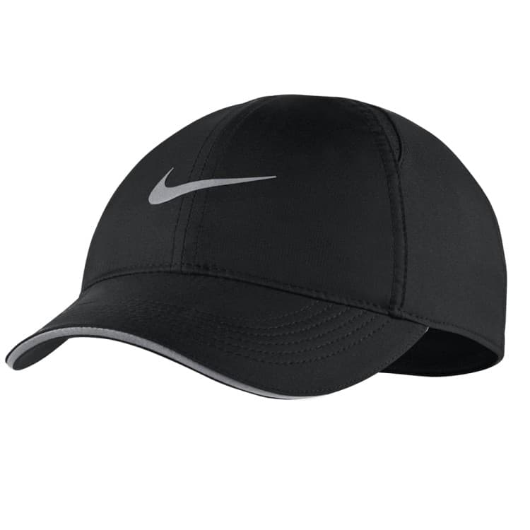 Бейсболка Nike Featherlight Cap черная AR2028-010