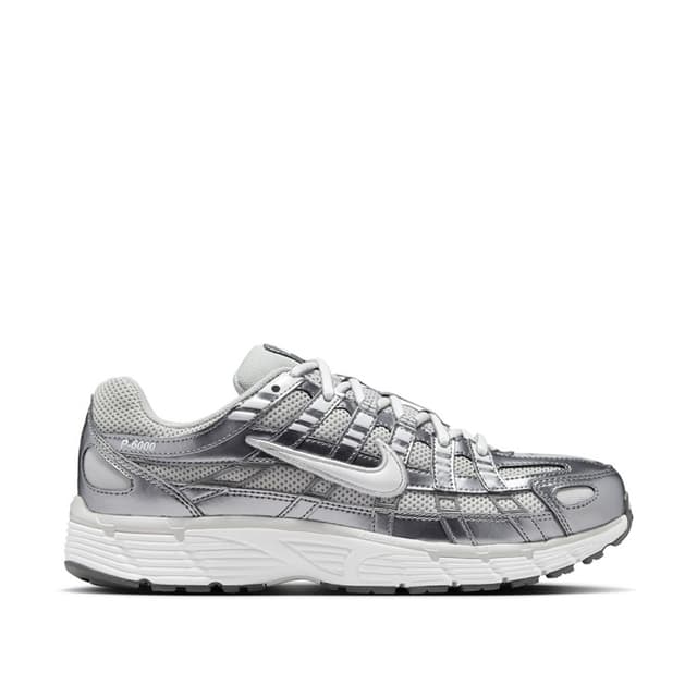 Кроссовки женские Nike P-6000 серые IO3496-001