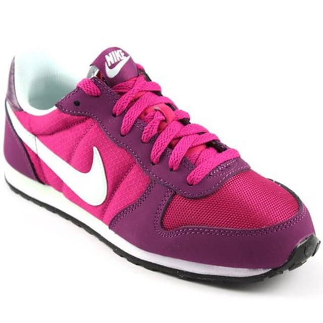 Кроссовки женские Nike GENICCO красные 644451-635