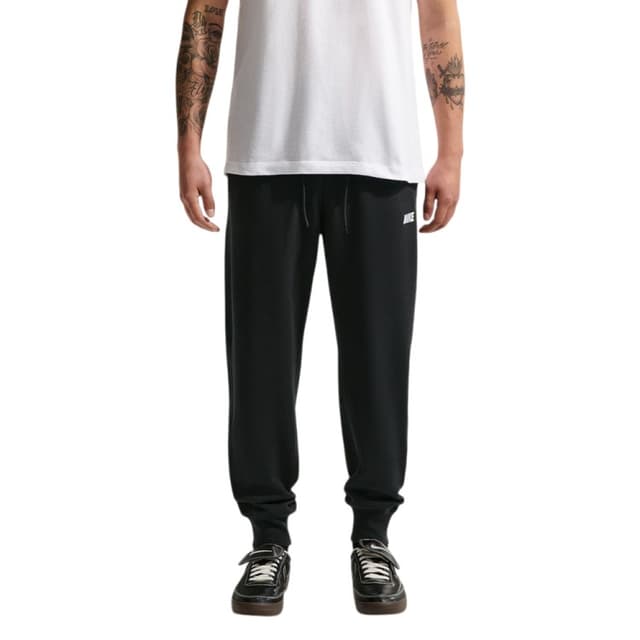 Брюки мужские Nike M NK CLUB VARSITY JOGGER черные IO1376-010