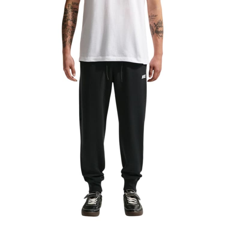 Штани чоловічі Nike M NK CLUB VARSITY JOGGER чорні IO1376-010