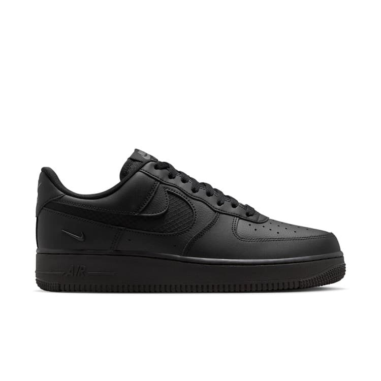 Кросівки чоловічі Nike NIKE AIR FORCE 1 '07 LV8 JD чорні IH4452-001