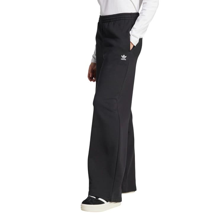 Штани жіночі Adidas ESS WL PANT FT чорні JW2812