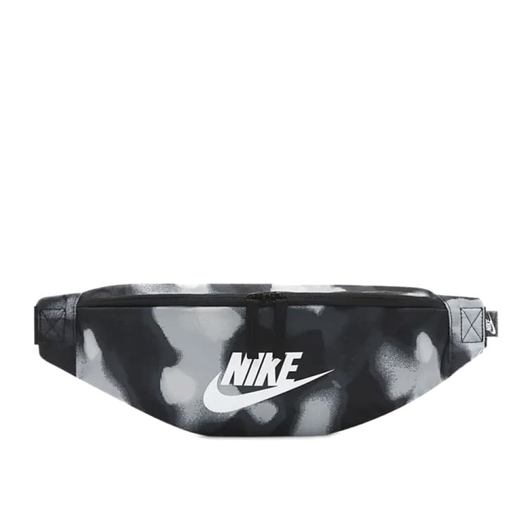 Сумка  Nike NK HERITAGE WAISTPCK - ACCS PR черная DR6250-010