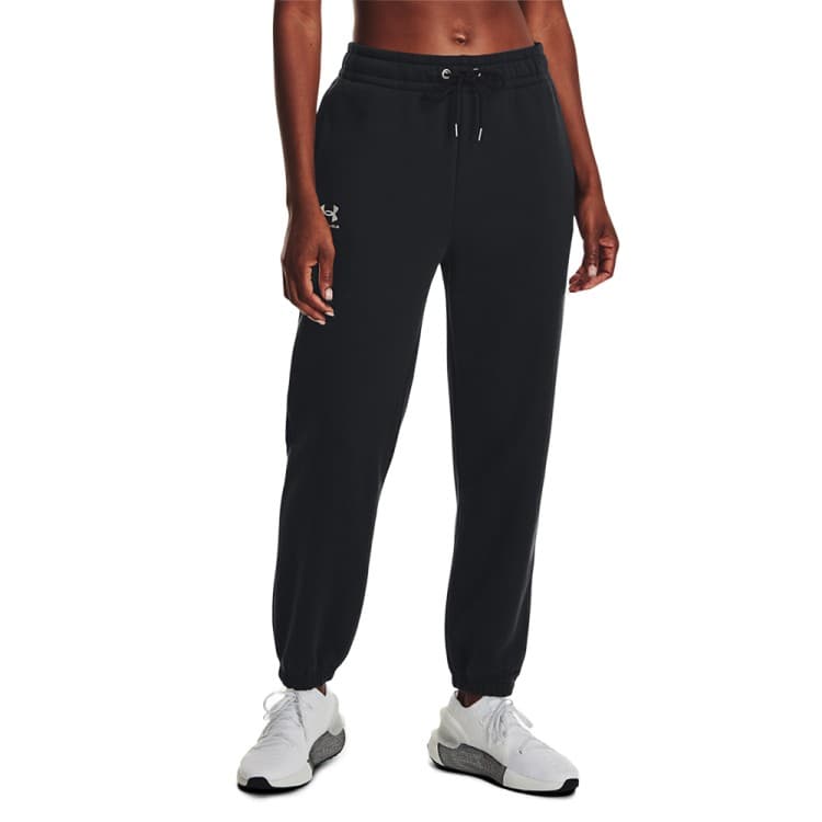 Брюки женские Under Armour Essential Fleece Joggers черные 1373034-001