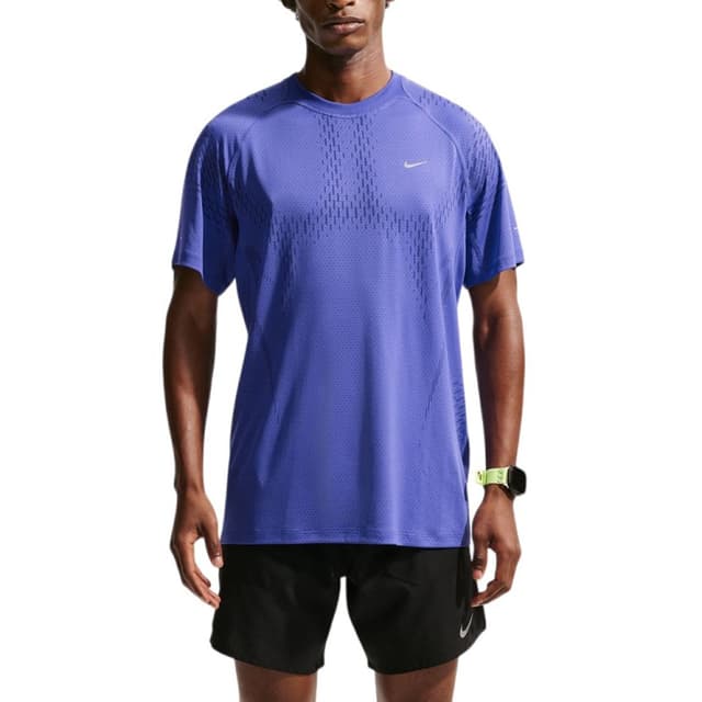 Футболка чоловіча Nike M NK DFADV STRIDE NVLTY SS TOP синя IF2088-494