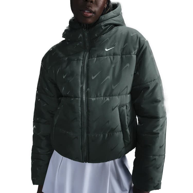 Куртка женская Nike W NSW TF SNFL NK CLSC PFR AOP зеленая FV7941-338 — Sport City Куртка женская Nike W NSW TF SNFL NK CLSC PFR AOP зеленая FV7941-338