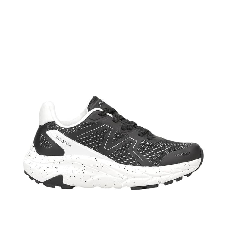 Кросівки жіночі Larum Nerissa чорні 492510-200 — Sport City Кросівки жіночі Larum Nerissa чорні 492510-200