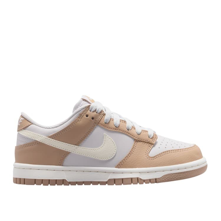 Кроссовки женские Nike DUNK LOW RP BG бежевые IQ0804-200 — Sport City Кроссовки женские Nike DUNK LOW RP BG бежевые IQ0804-200