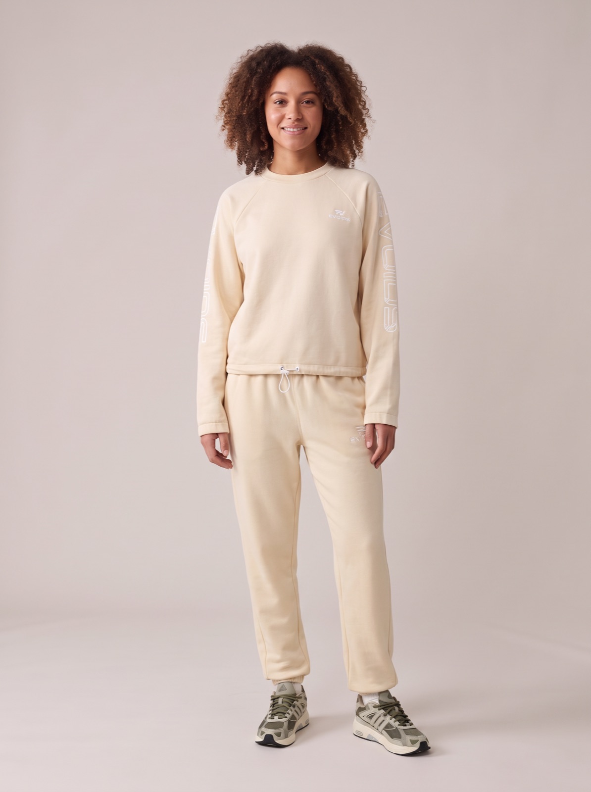 Evoids · beige