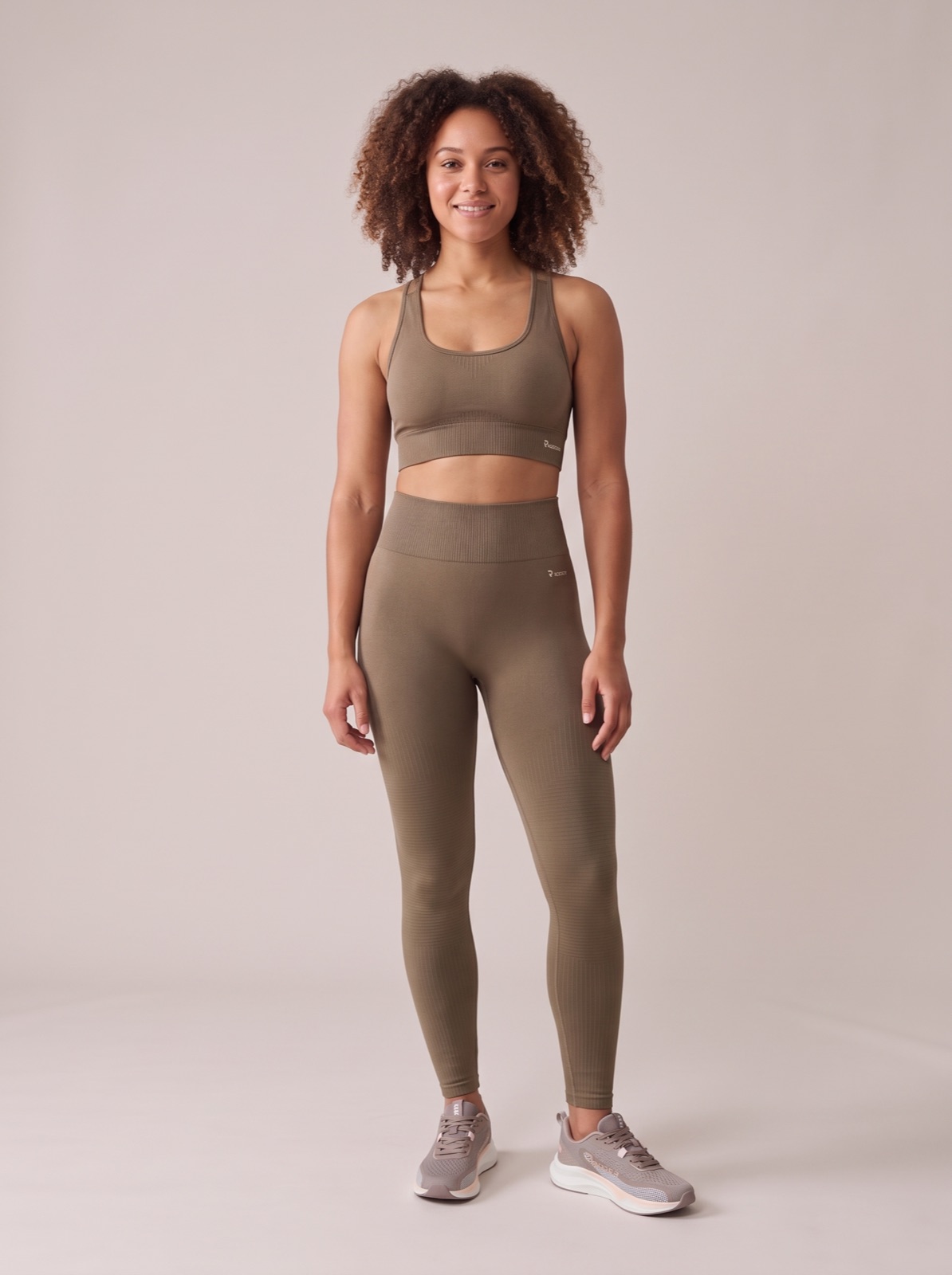 Radder · brown