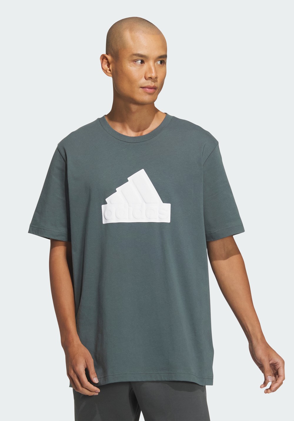 Футболка мужская Adidas M FI BOS T графитовая IR9174 изображение 2