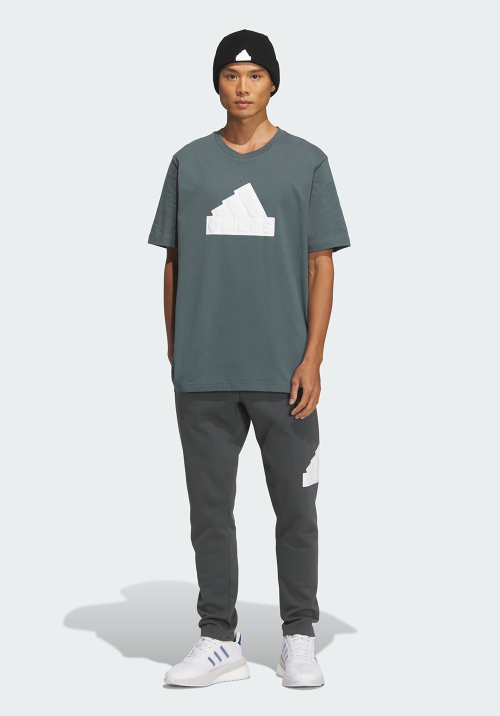 Футболка мужская Adidas M FI BOS T графитовая IR9174 изображение 5