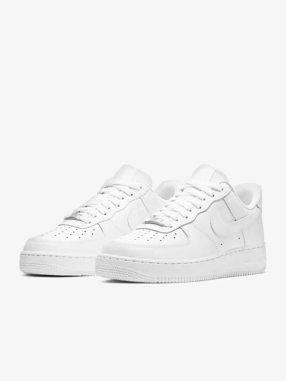 Кросівки жіночі Nike WMNS AIR FORCE 1 07 білі DD8959-100 — фото 3 — Sport City Кросівки жіночі Nike WMNS AIR FORCE 1 07 білі DD8959-100 — фото 3