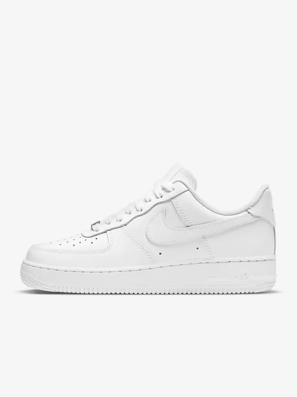 Кросівки жіночі Nike WMNS AIR FORCE 1 07 білі DD8959-100 — фото 4 — Sport City Кросівки жіночі Nike WMNS AIR FORCE 1 07 білі DD8959-100 — фото 4