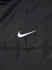 Куртка жіноча Nike W NSW TF SNFL NK CLSC PFR AOP чорна FV7941-010 изображение 8