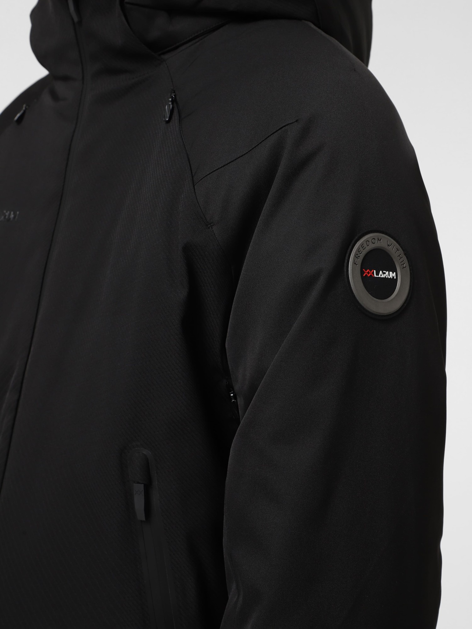 Куртка чоловіча Larum Denali чорна 514001-010 изображение 4