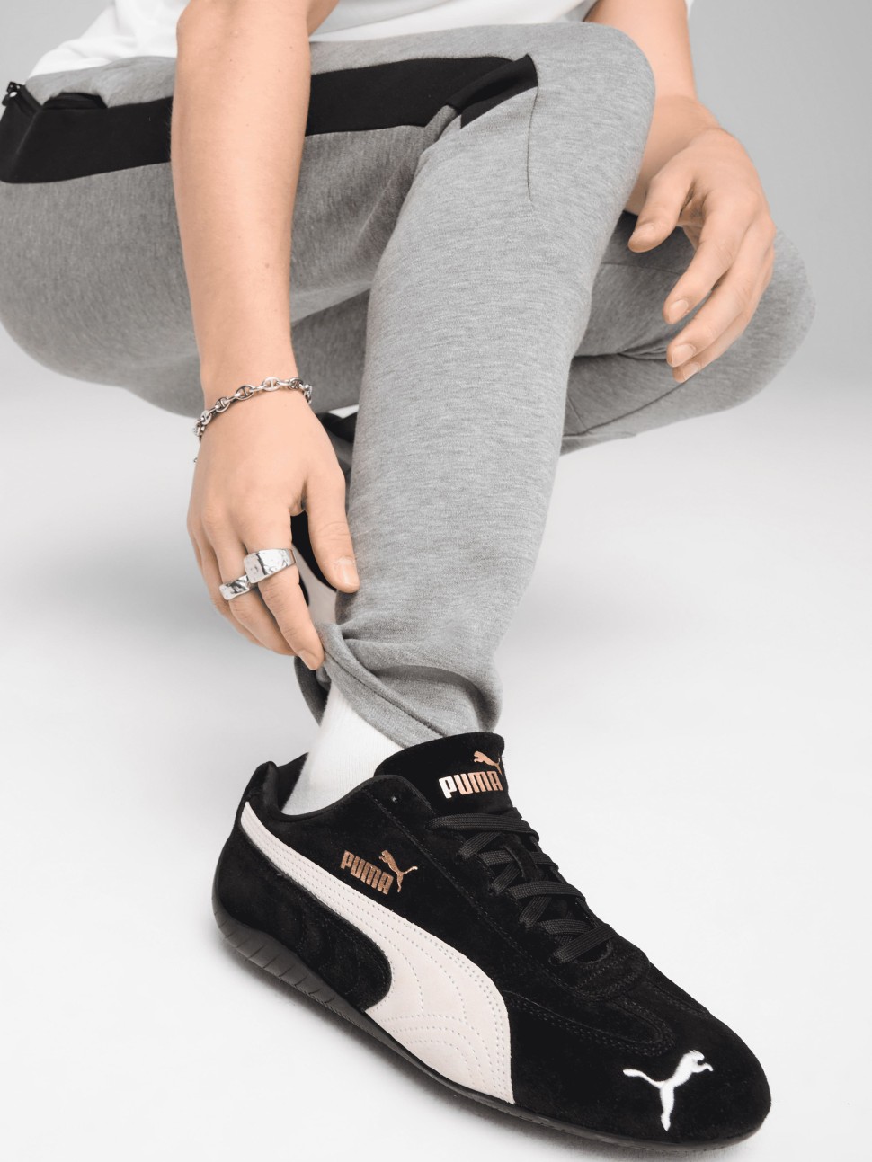 Штани чоловічі Puma EVOSTRIPE CORE Pants сірі 63153303 — фото 5