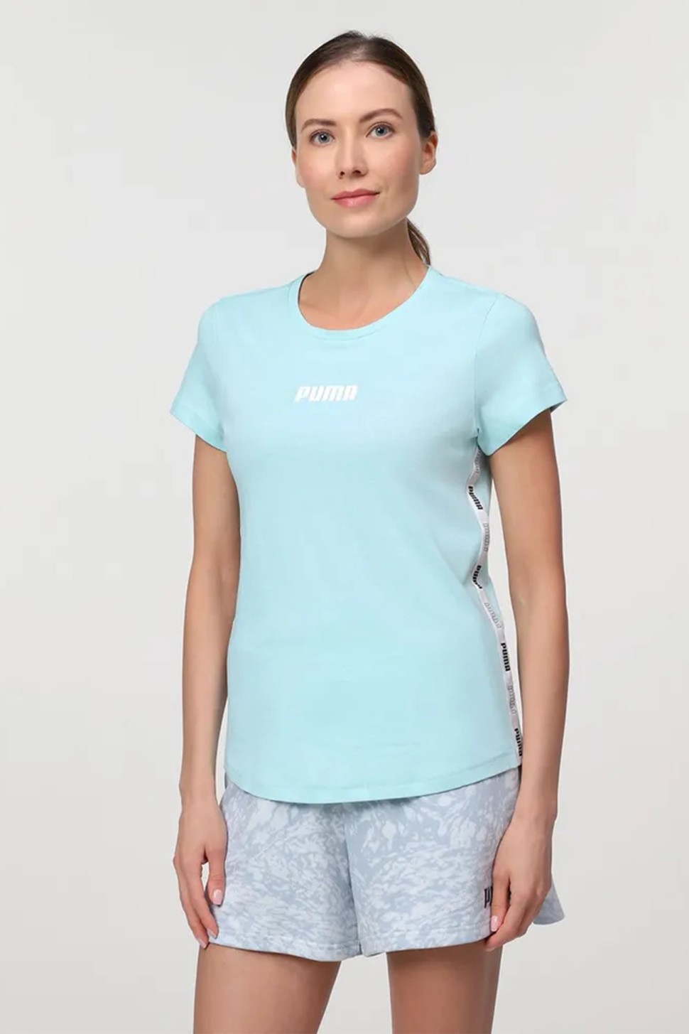 Футболка жіноча Puma Tape Tee W блакитна 67132520 — фото 2