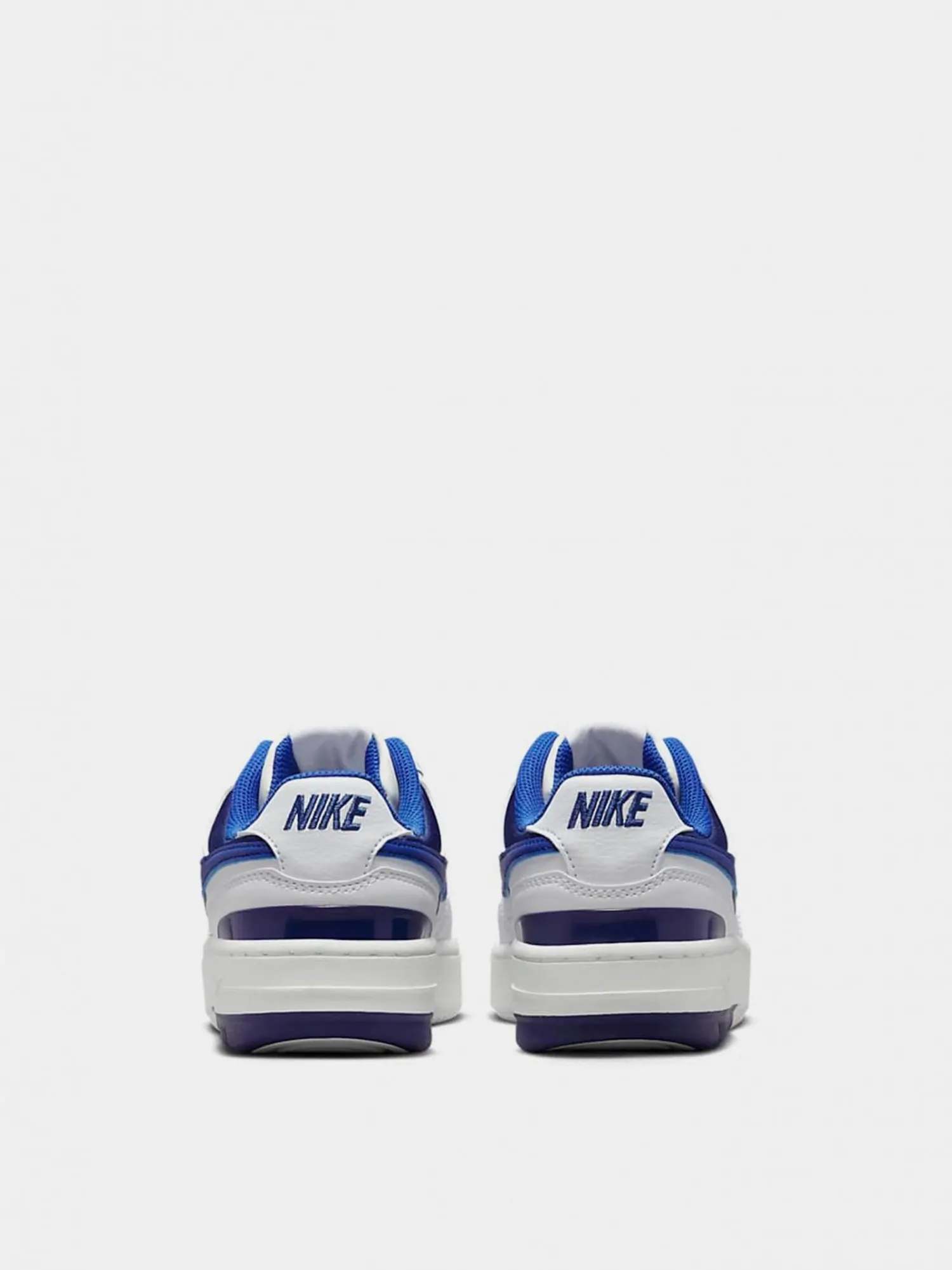 Кросівки чоловічі Nike NIKE GAMMA FORCE білі DX9176-101 купити в
