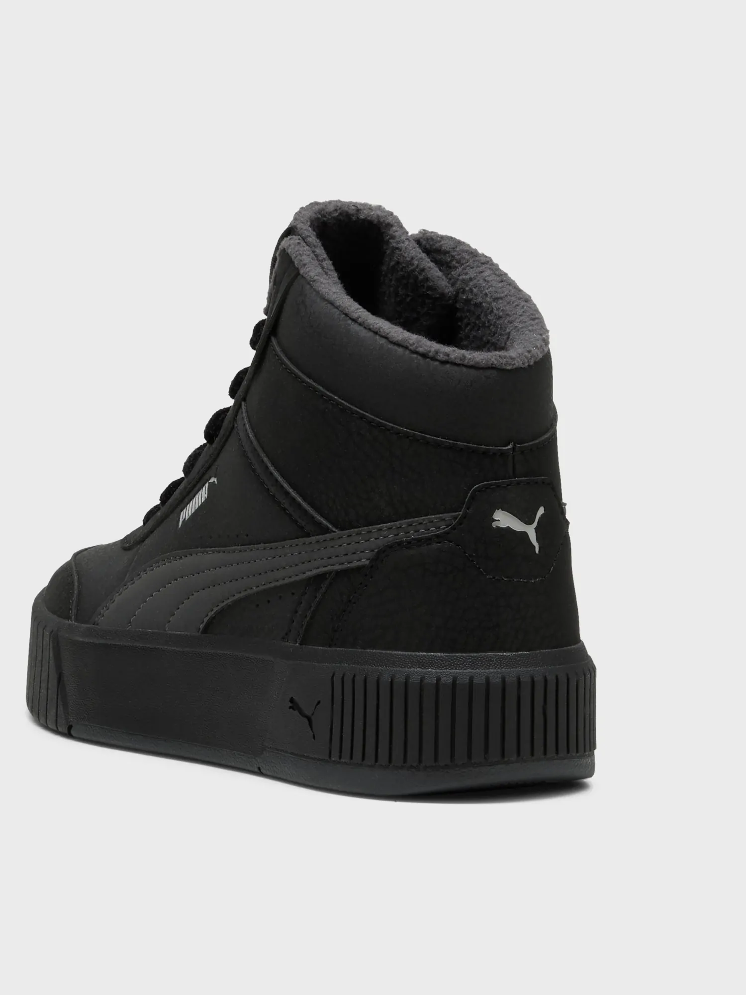 Кроссовки женские Puma Carina Mia Mid WTR черные 40358403 купить в