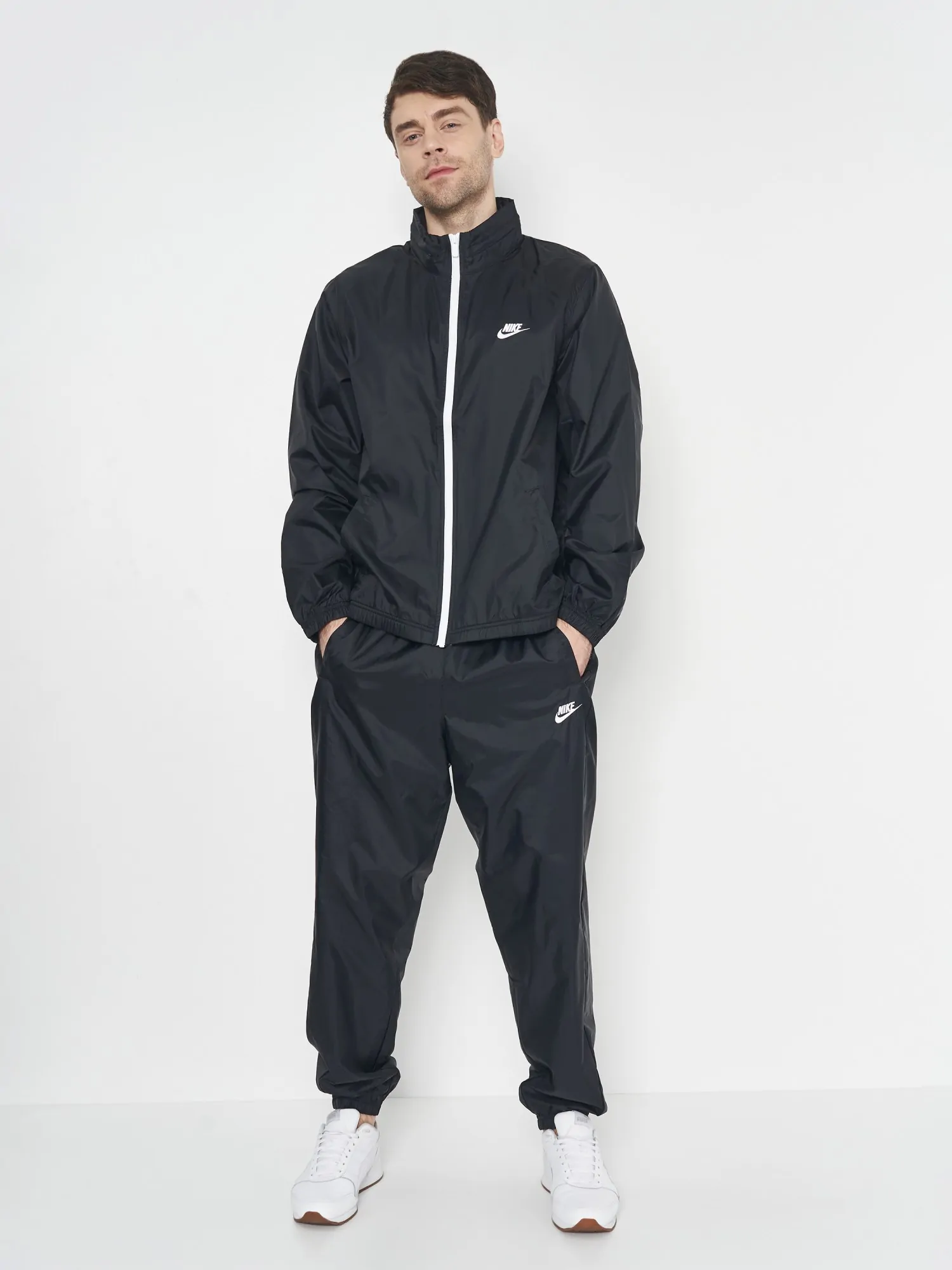 Костюм чоловічий Nike M NK CLUB LND WVN TRK SUIT чорний DR3337-010