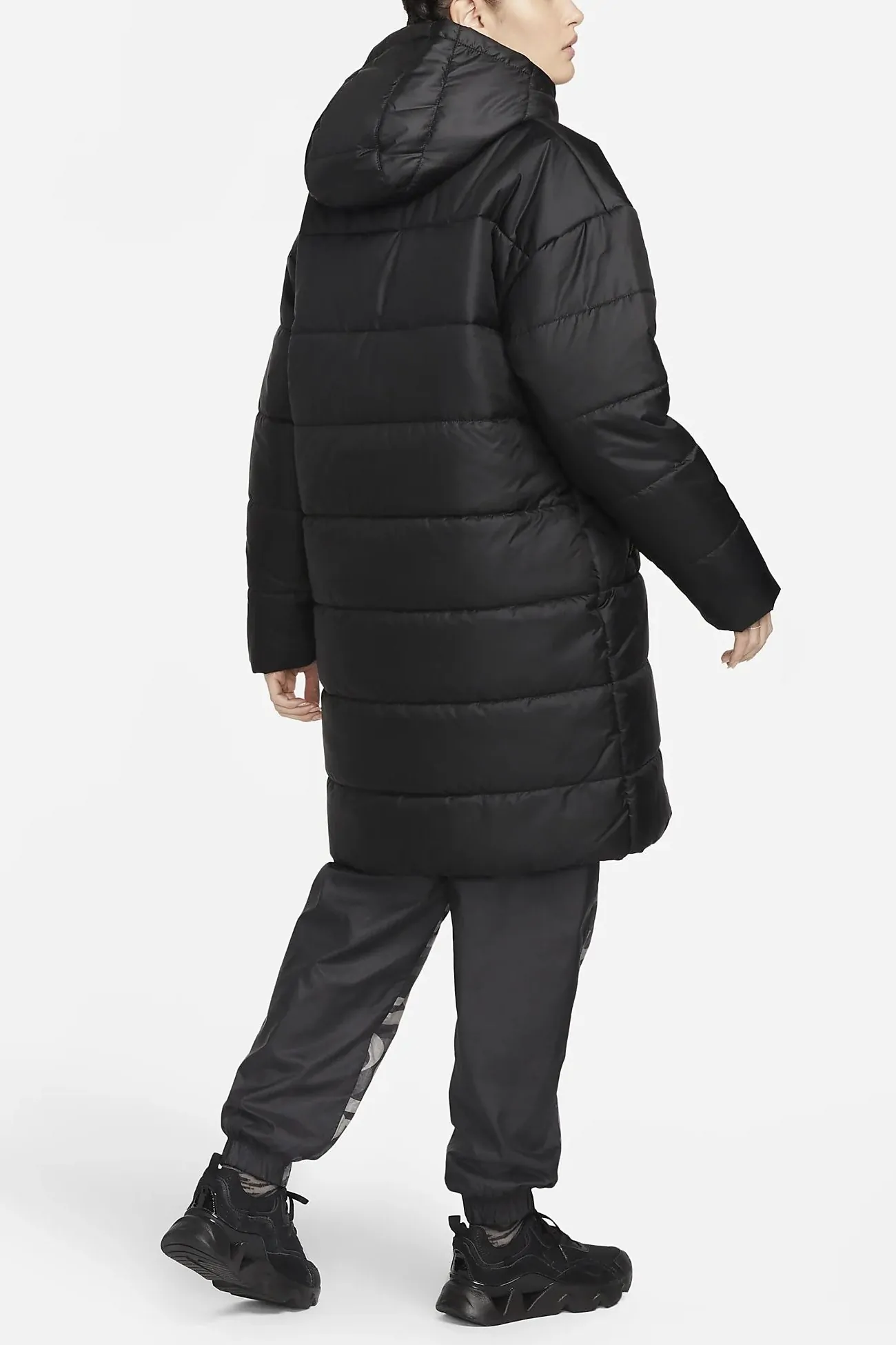 Куртка женская Nike W Nsw Syn Tf Rpl Hd Parka черная DX1798-010