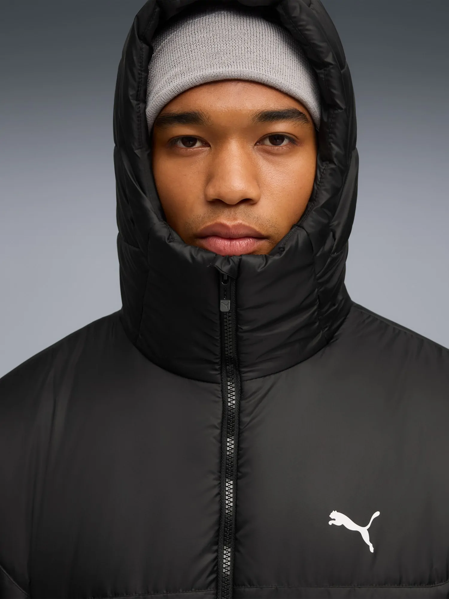 Куртка мужская Puma ESS Hooded Padded Jacket черная 68521101 Куртка мужская Puma ESS Hooded Padded Jacket черная 68521101