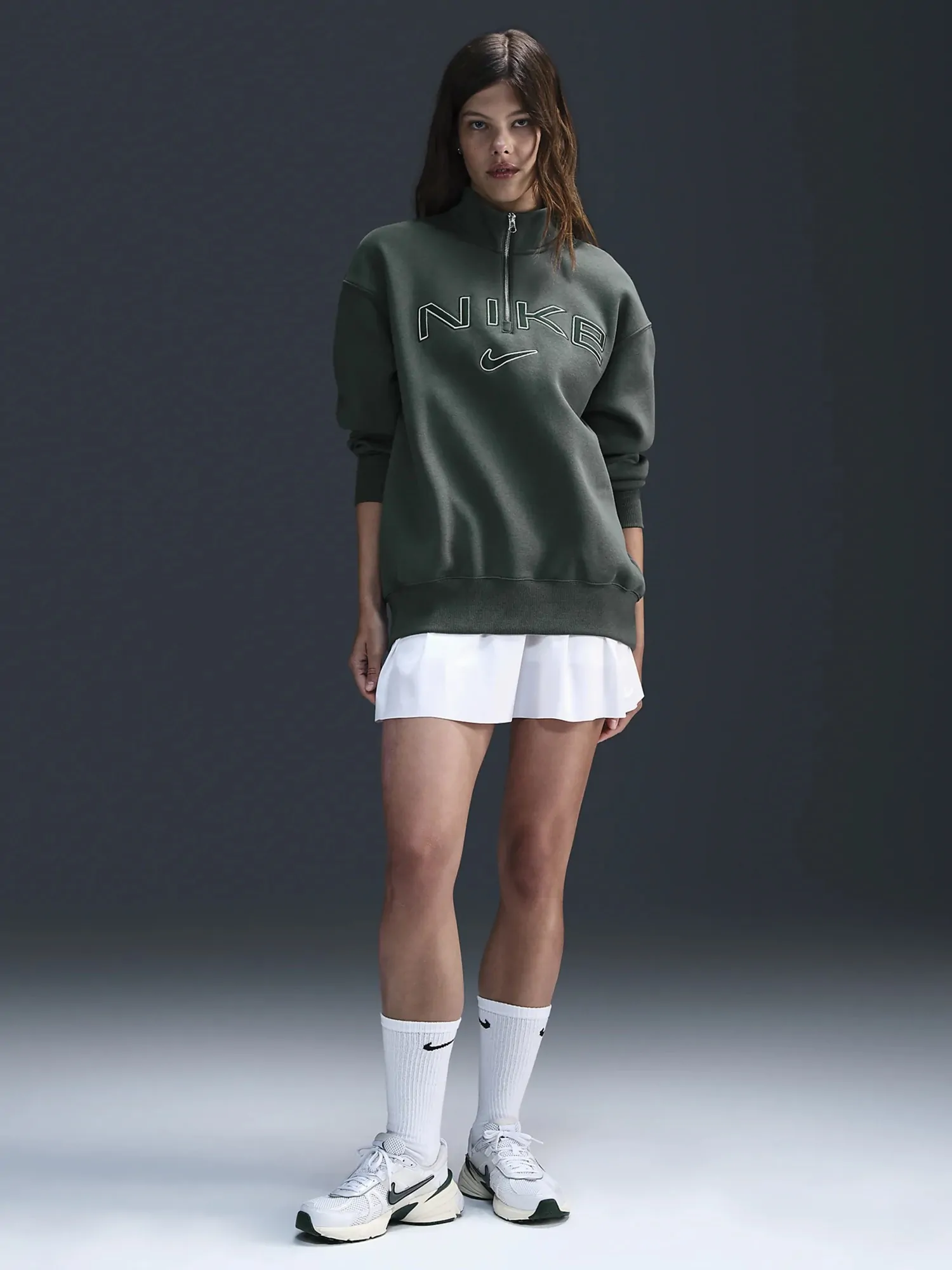 Толстовка жіноча Nike W NSW PHNX FLC OS LOGO QZ зелена FV7679-338