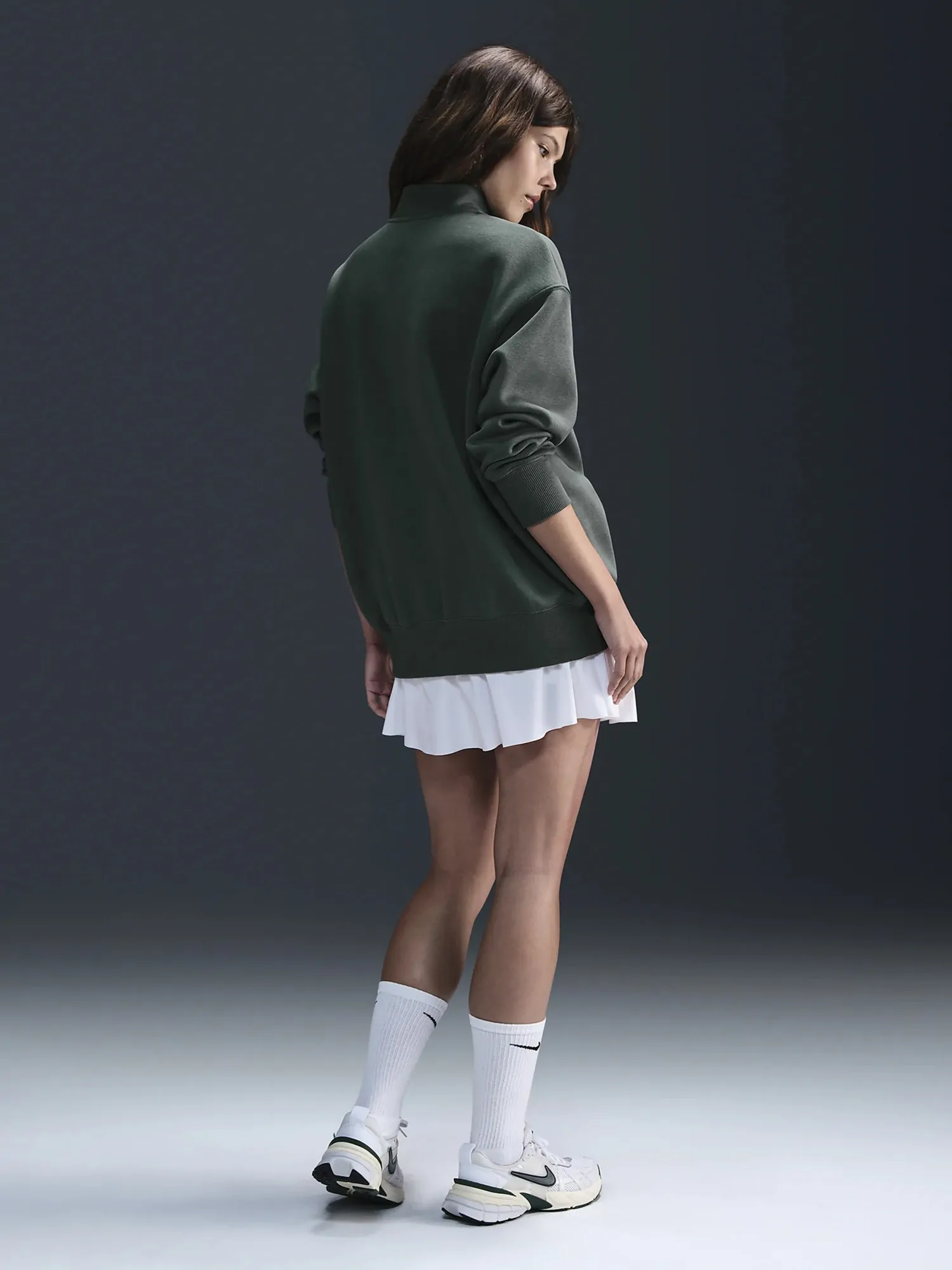 Толстовка жіноча Nike W NSW PHNX FLC OS LOGO QZ зелена FV7679-338