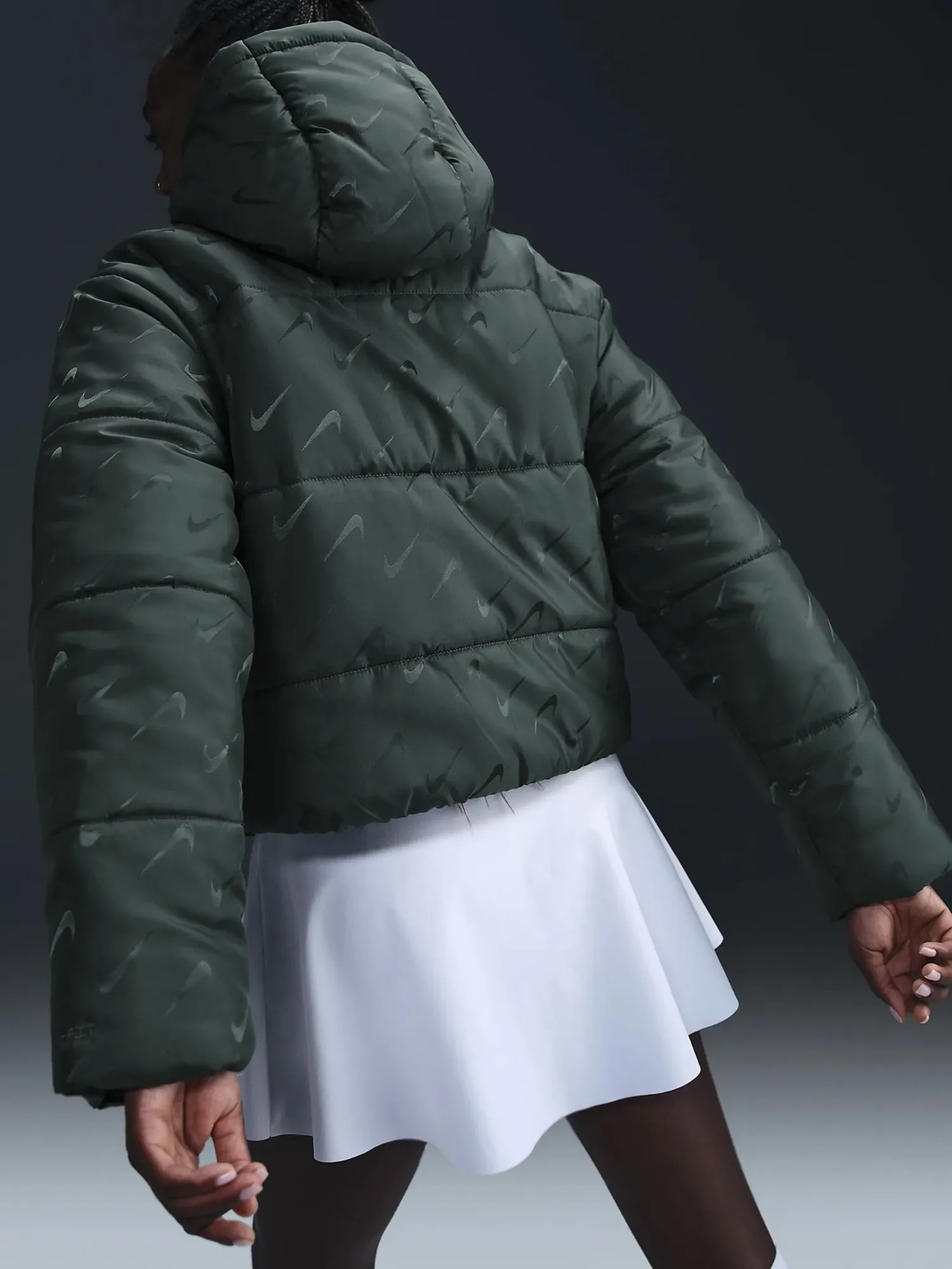 Куртка жіноча Nike W NSW TF SNFL NK CLSC PFR AOP зелена FV7941-338