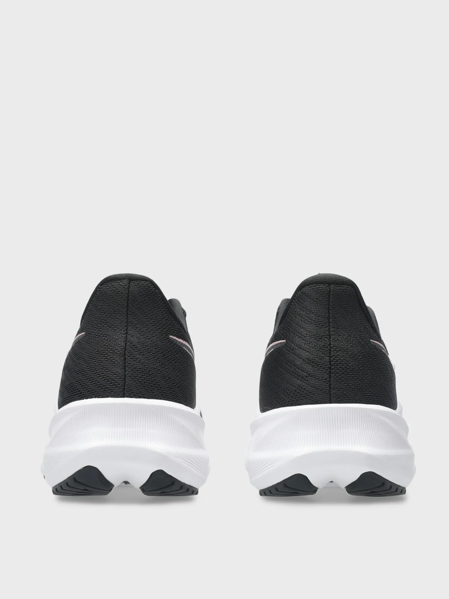 Кросівки жіночі Asics VERSABLAST 4 чорні 1012B775-003 купити в