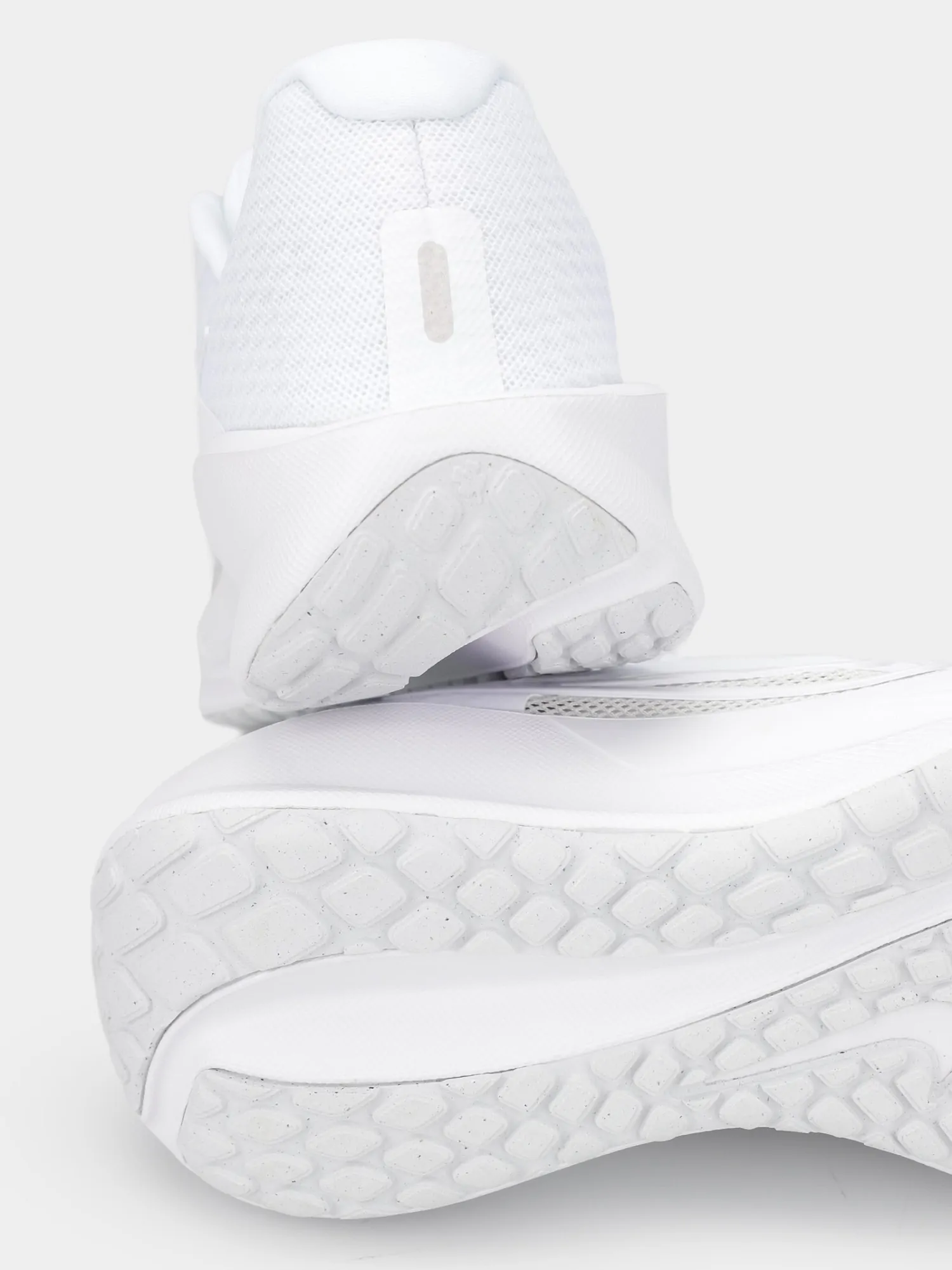 Кроссовки мужские Nike NIKE DOWNSHIFTER 13 белые FD6454-100 купить