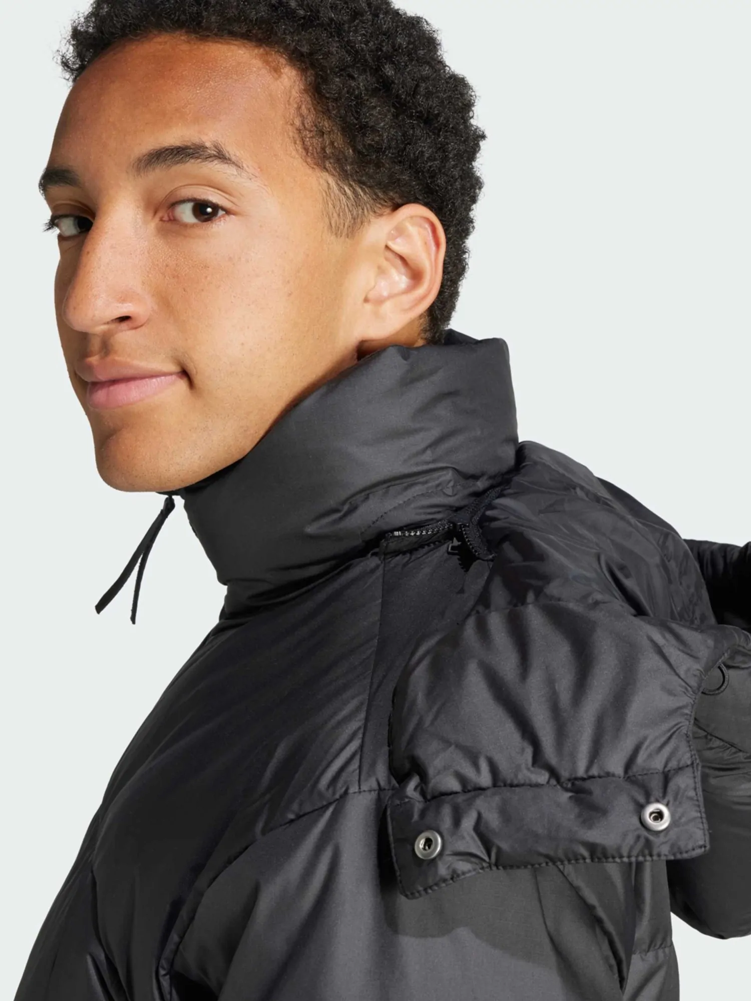 Куртка чоловіча Adidas BIG BAFFLE C чорна IV9775 купити в Києві в