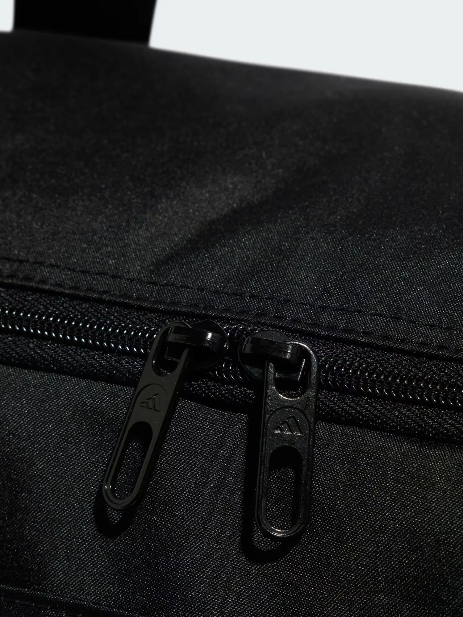 Сумка Adidas LINEAR DUFFEL S черная JE8343 купить в Киеве в