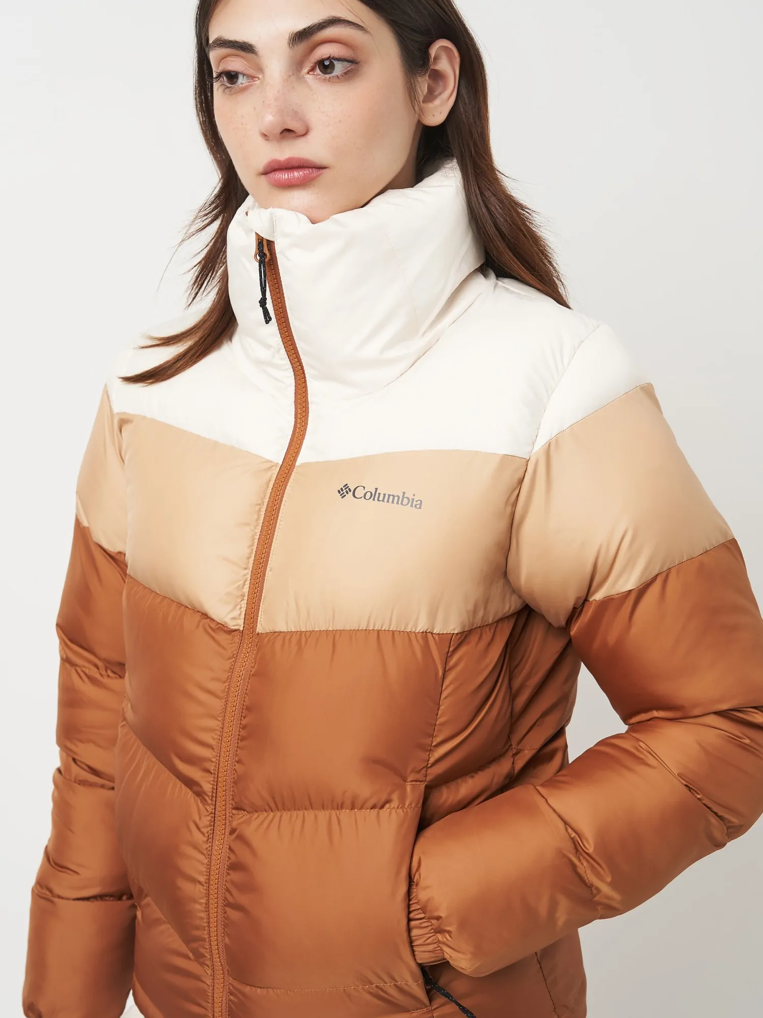 PEACH Куртка женская Columbia Puffect™ II Colorblock Jacket коричневая