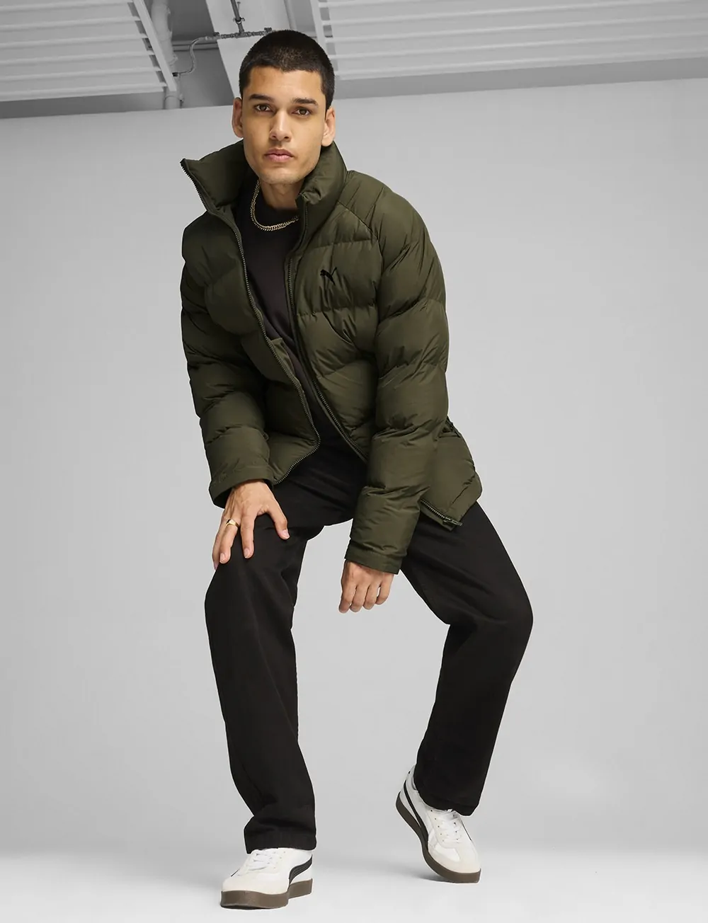 Куртка чоловіча Puma MONO Jacket оливкова 62646970 купити в Києві