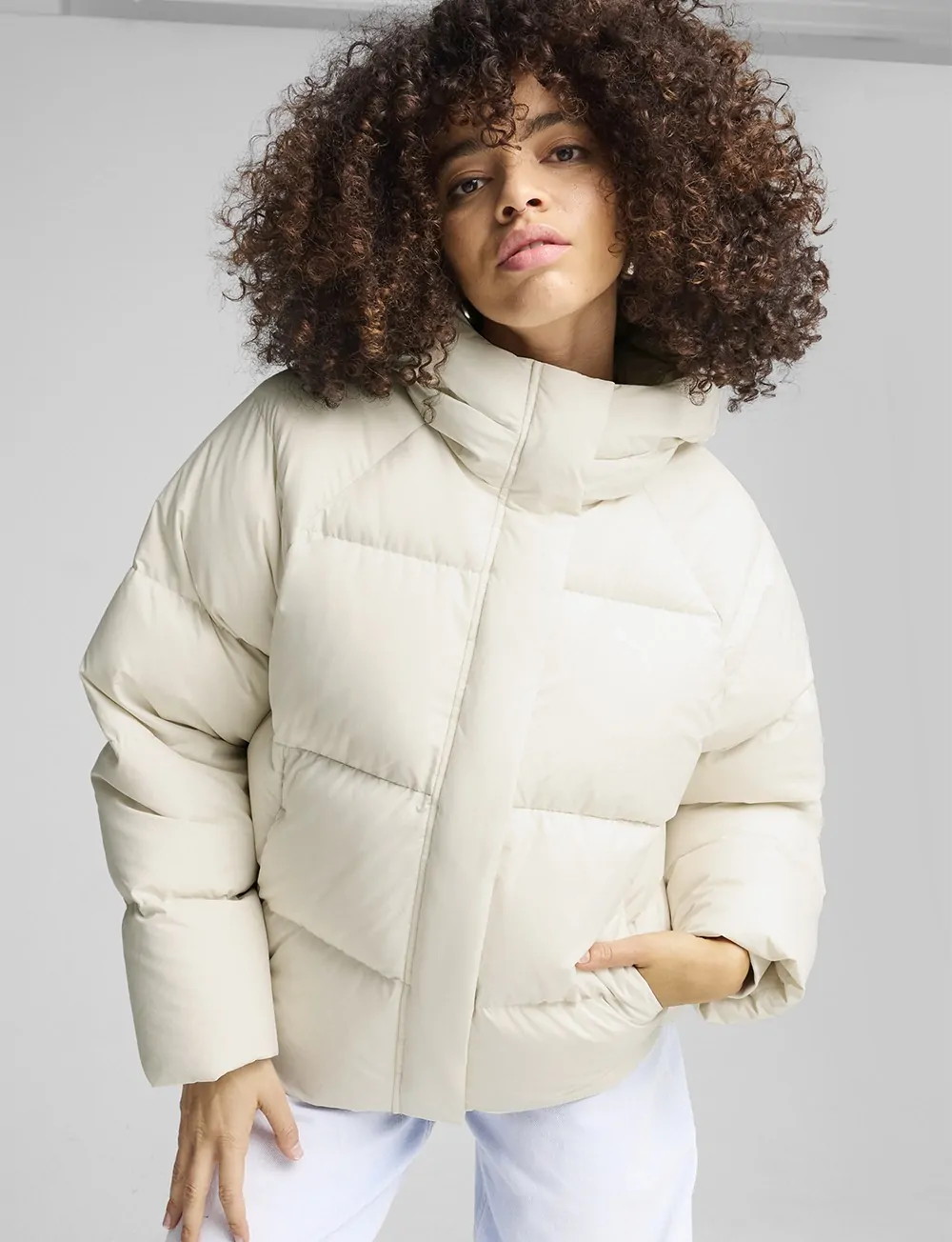 Куртка жіноча Puma Down Puffer Jacket молочна 62648787 купити в
