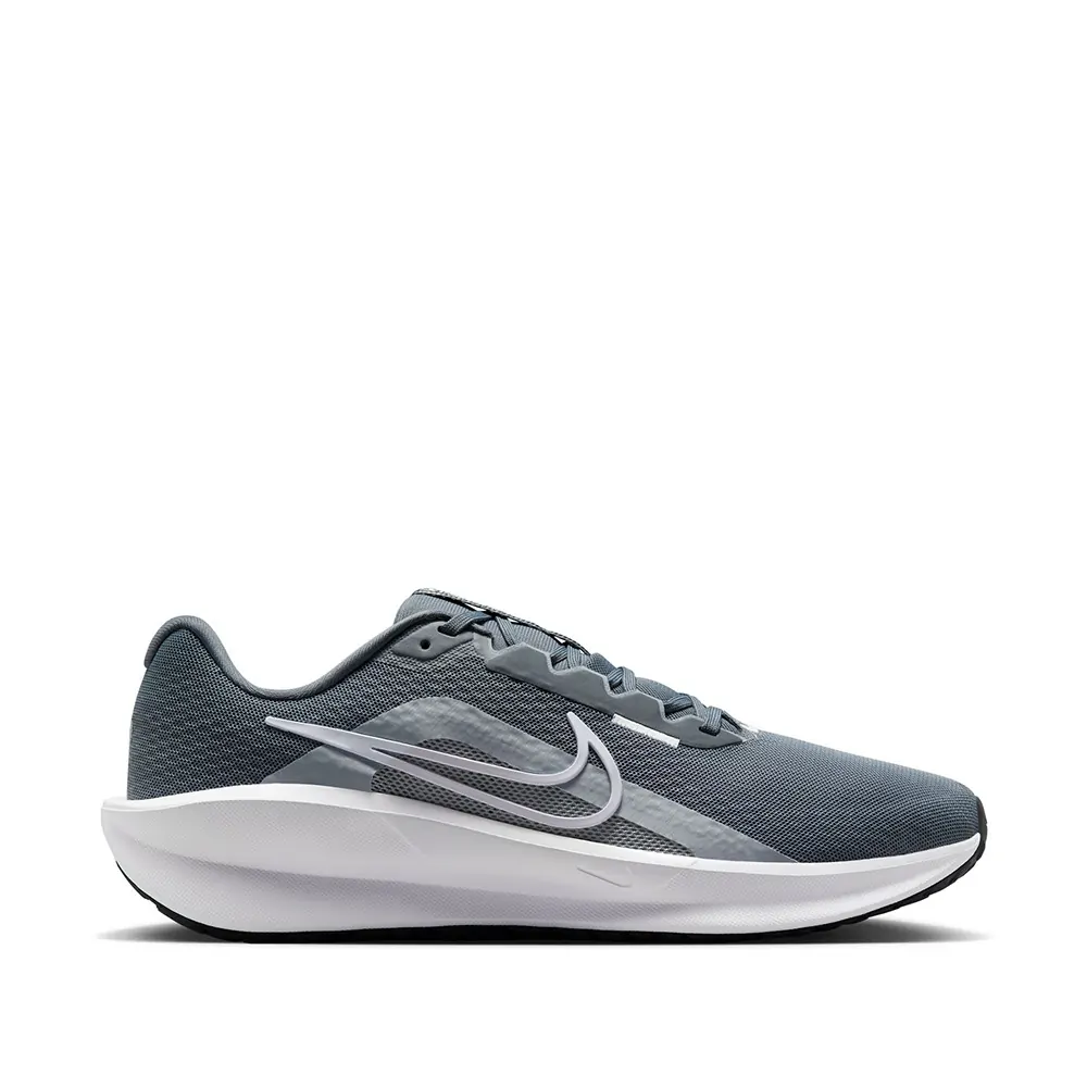 Кросівки чоловічі Nike NIKE DOWNSHIFTER 13 сірі FD6454-010 купити