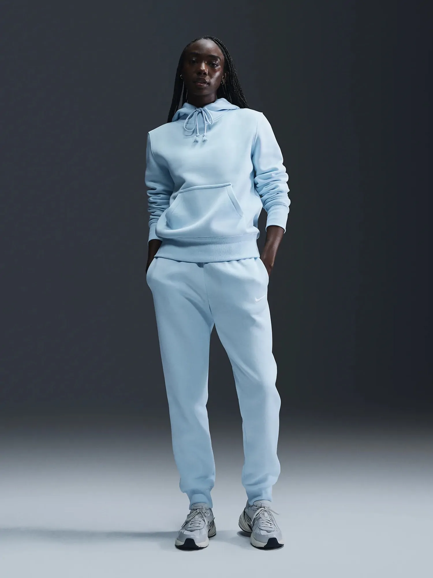 Брюки женские Nike W NSW PHNX FLC MR PANT STD голубые FZ7626-474