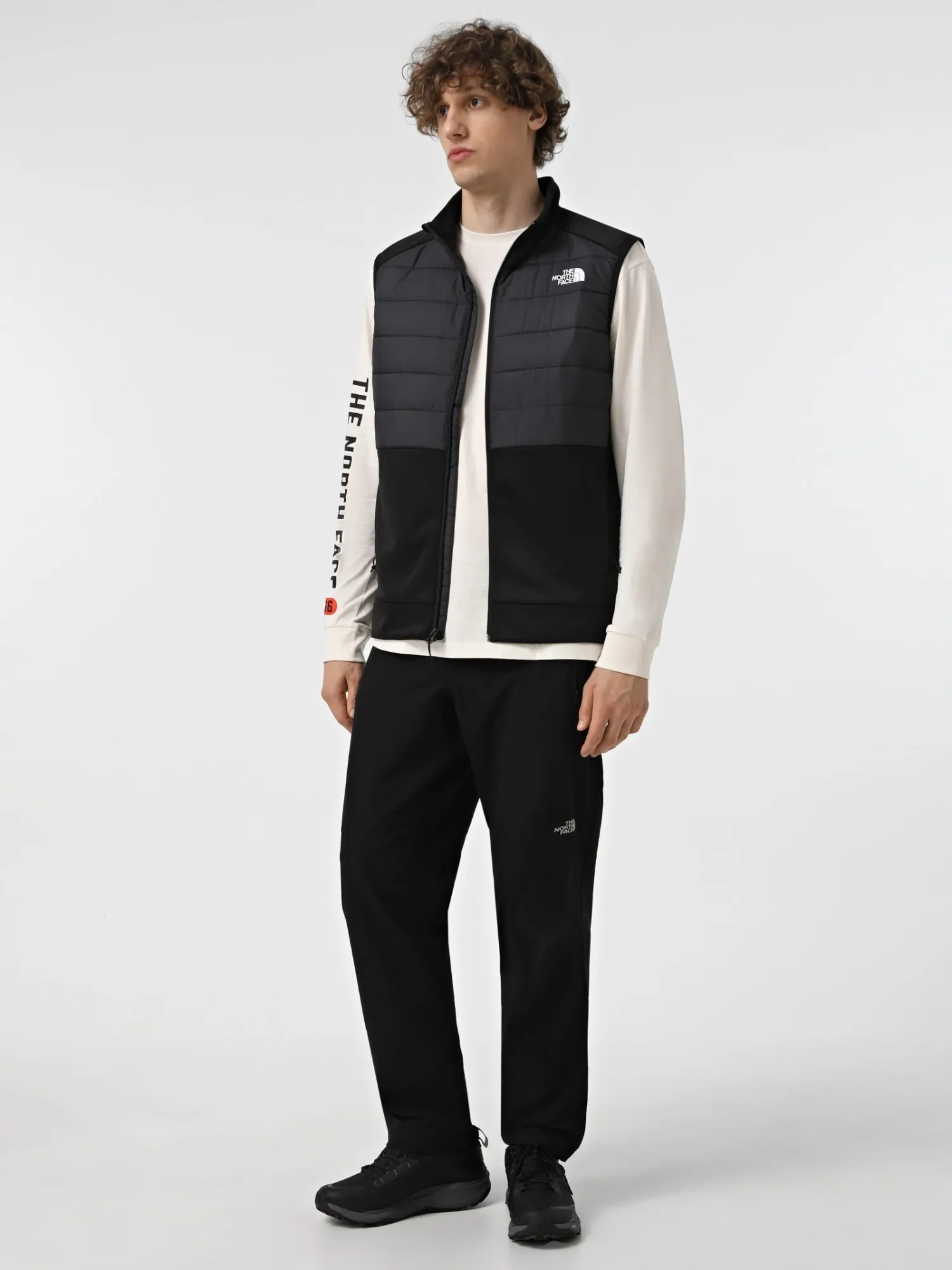 Жилет чоловічий The North Face M REAXION HYBRID чорний