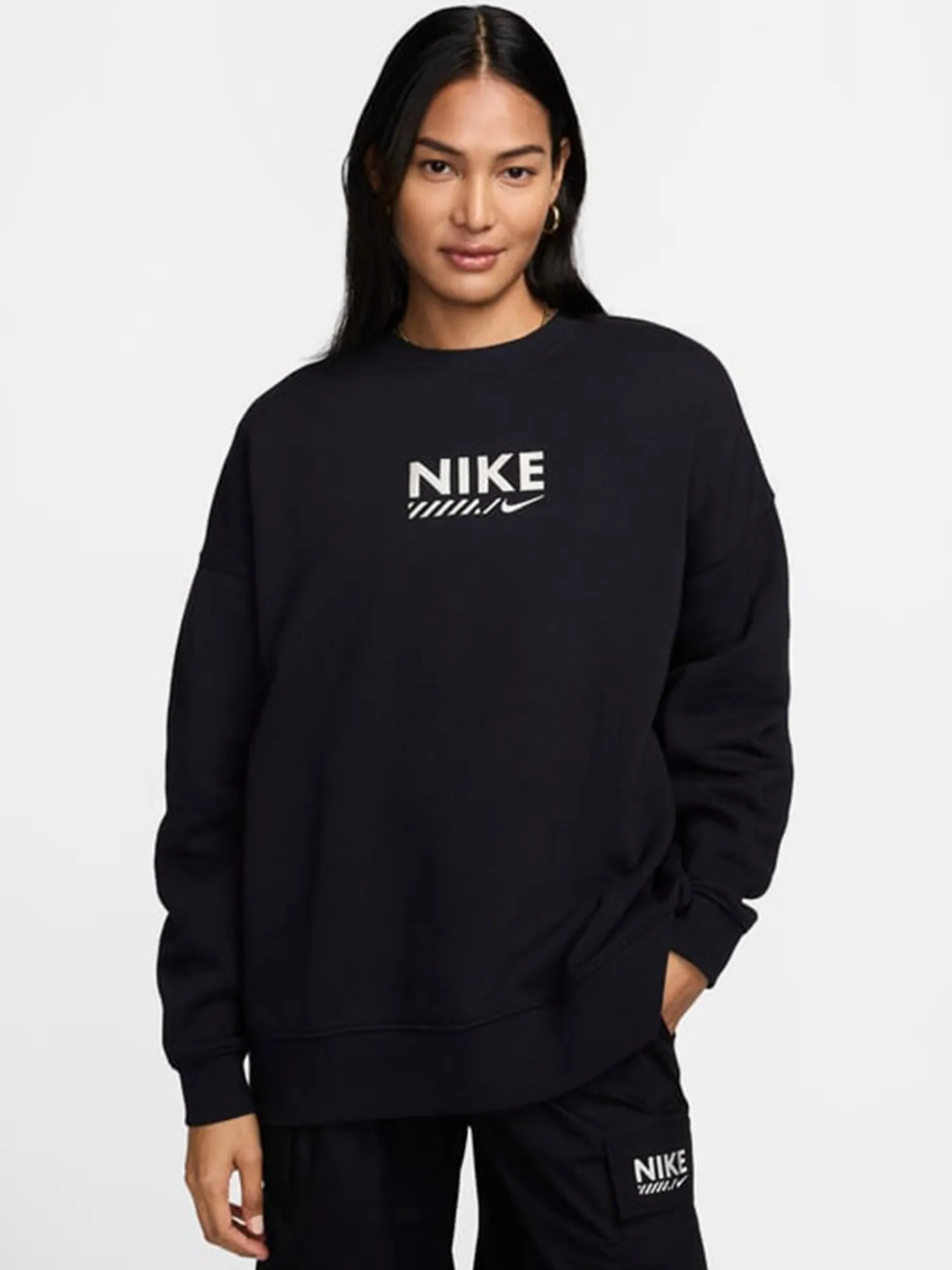 Толстовка жіноча Nike W NSW FLC OS CREW GLS чорна HM4318-010