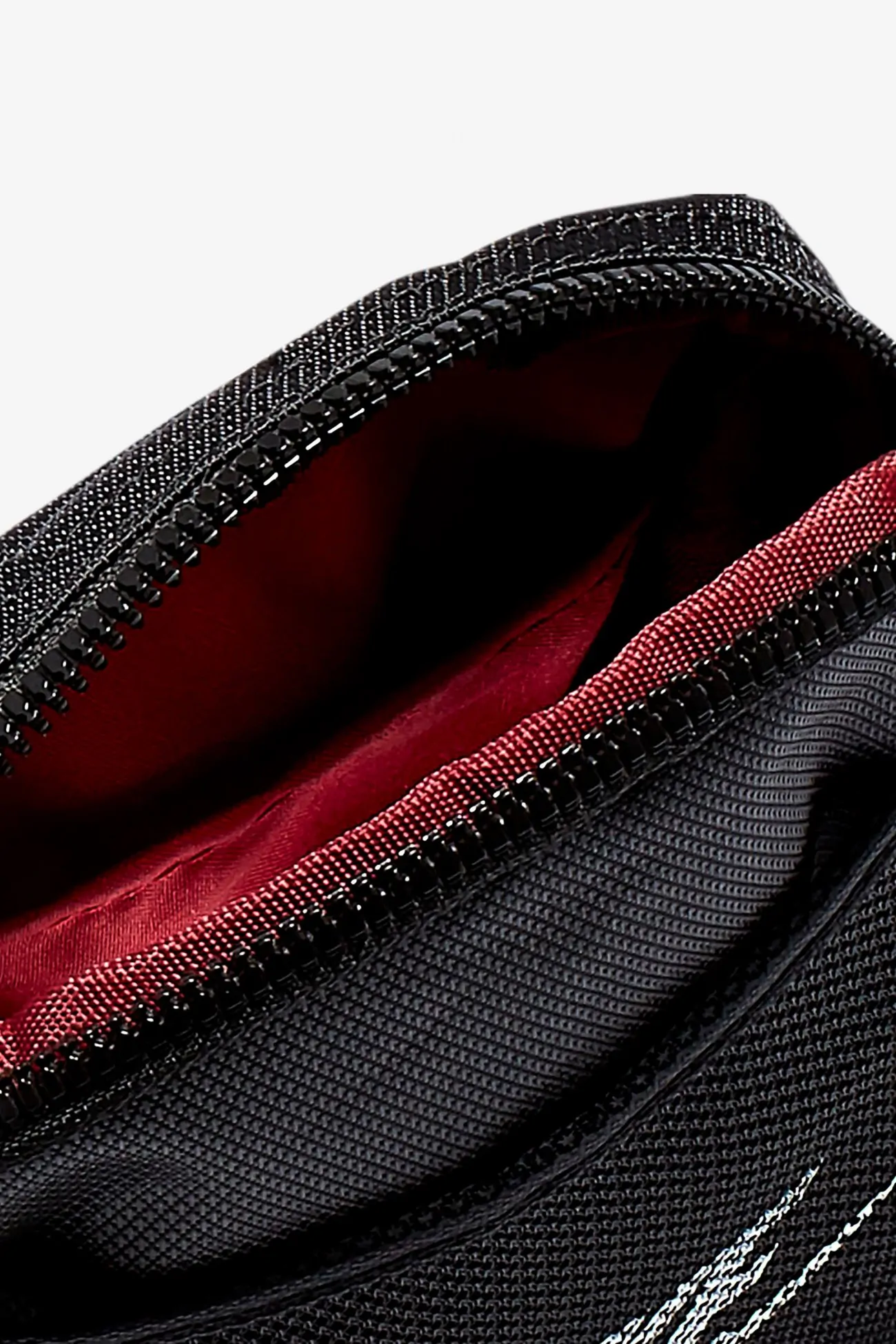 Сумка Nike NK HERITAGE S CROSSBODY черная BA5871-010 купить в