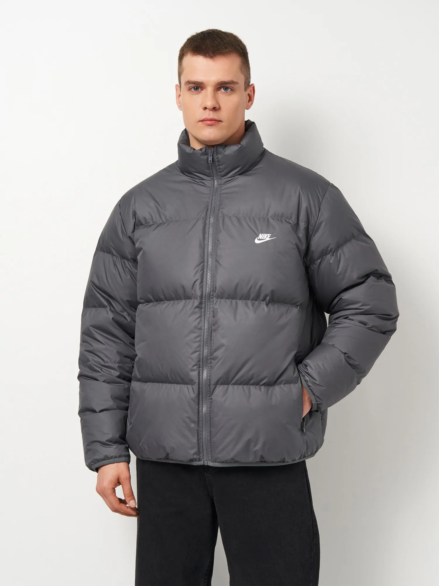 Куртка мужская Nike M SF CLUB PUFFER JACKET 550 серая IB2975-068
