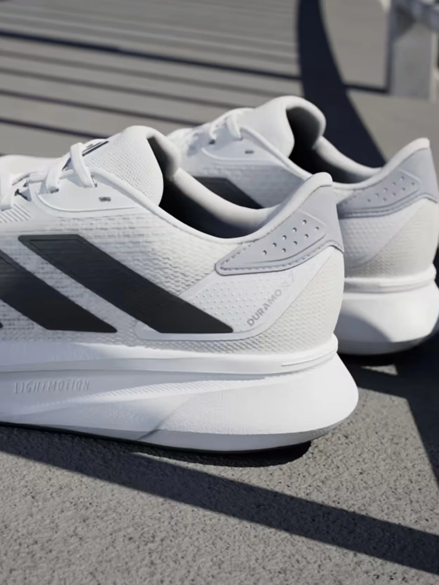 Кросівки чоловічі Adidas DURAMO SL2 M білі IH8215 купити в Києві в