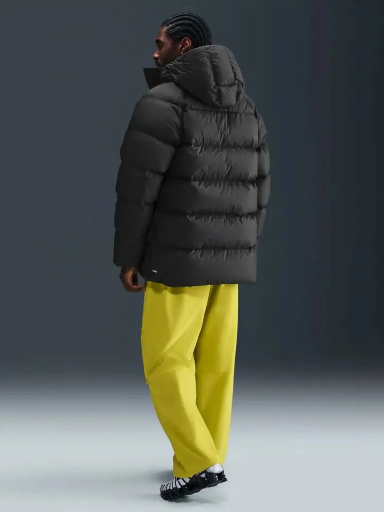 Куртка мужская Nike M NK SF CLUB PARKA 550 черная IB2973-010