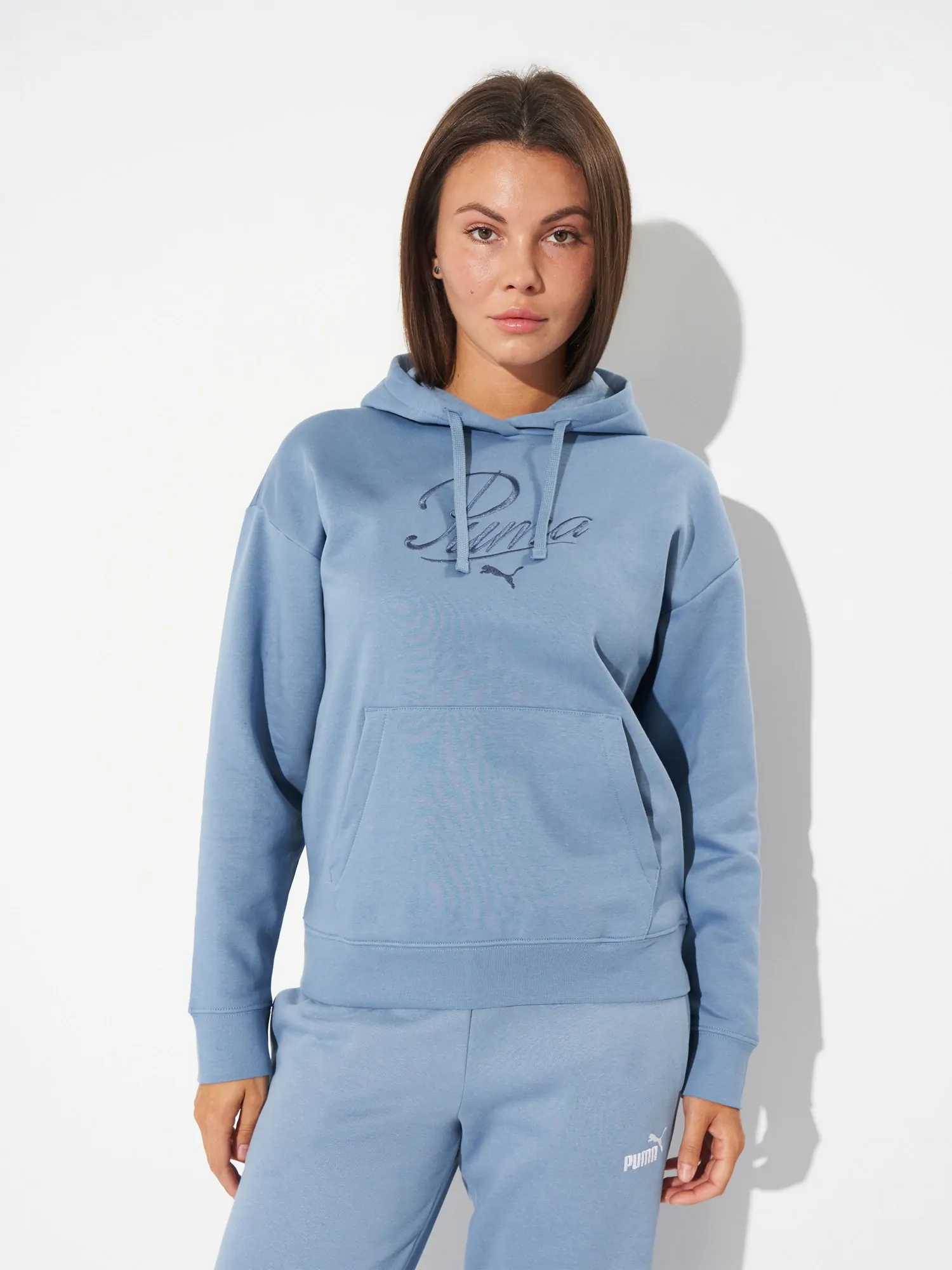 Толстовка жіноча Puma ESS SCRIPT Comfort Hoodie FL блакитна