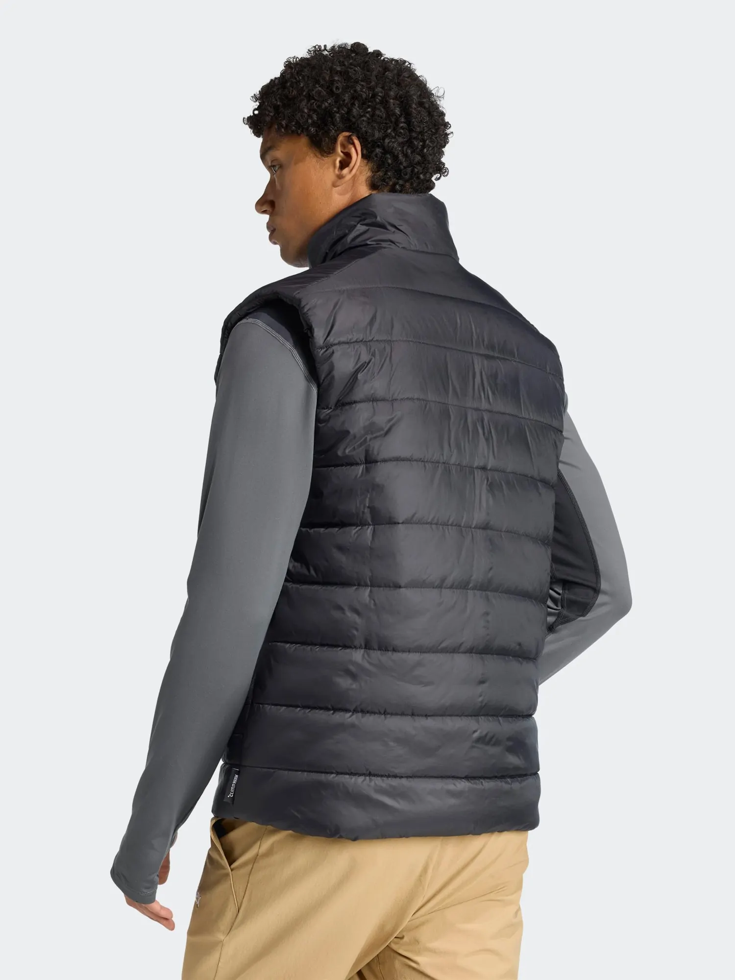 Жилет мужской Adidas MT ESS PAD VEST черный KA9740 купить в Киеве