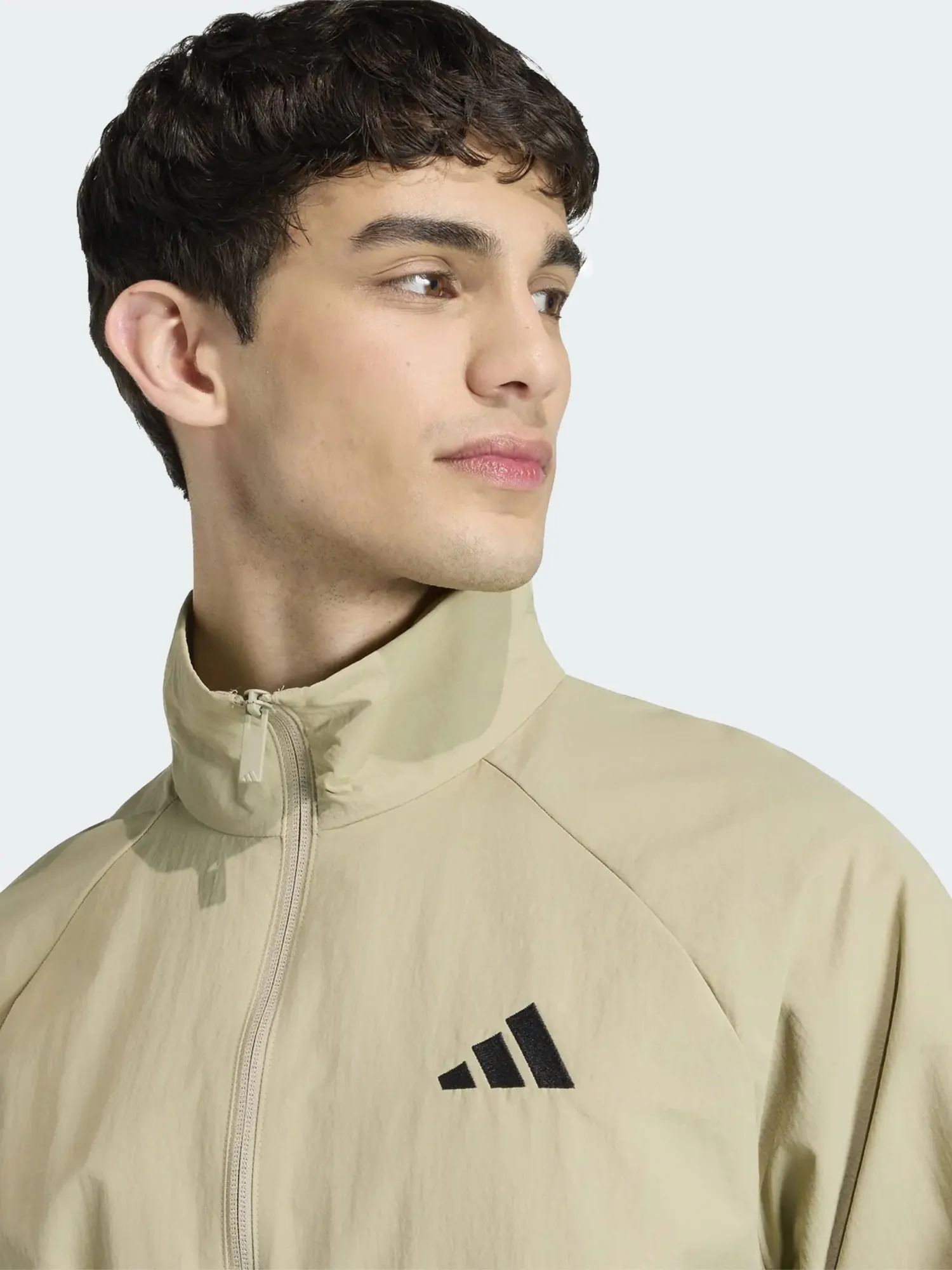 Ветровка мужская Adidas Essential Small Logo Windbreaker песочная